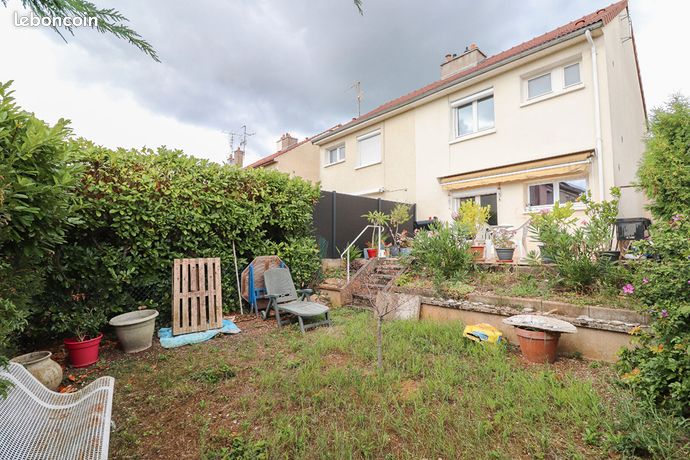 Дом с 3 спальнями в Марсанне-ла-Кот, Франция № 313047