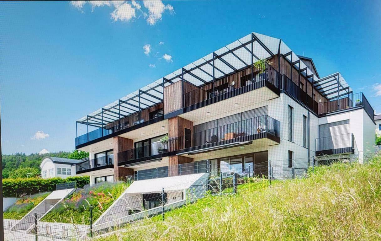 Apartamento de 3 habitaciónes en Krumpendorf am Worthersee, Austria No. 183646