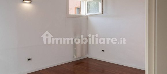 3 bedrooms House in Ferrara, Italy No. 341913 16