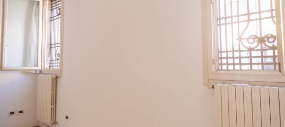 3 bedrooms House in Ferrara, Italy No. 341913 37