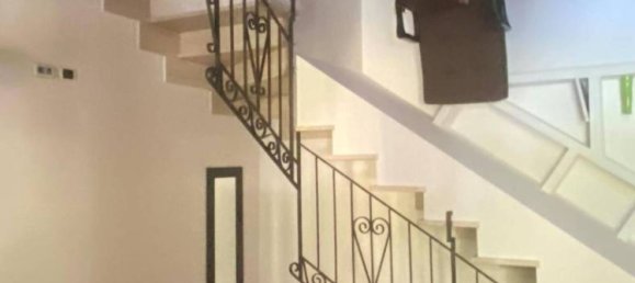 Villa de 3 dormitorios en Ardea, Italy No. 4516 10