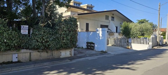 Villa de 10 dormitorios en Lanciano, Italy No. 373553 13