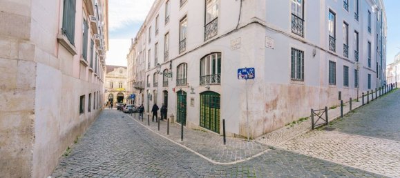 70m² Commercial property in Lisbon, Portugal No. 91659 7