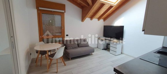 1 chambre Appartement à Cinisello Balsamo, Italy No. 320070 5