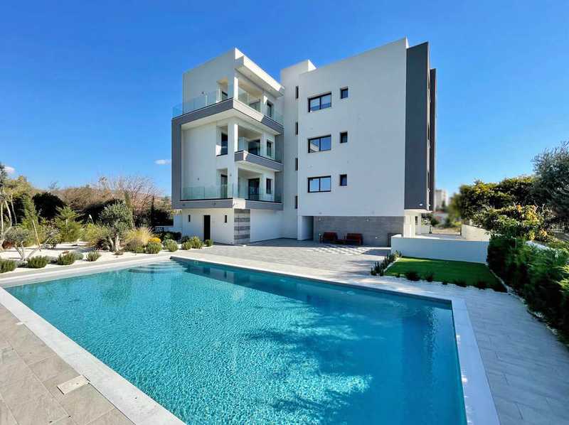 2 bedrooms Apartment in Germasogeia, Cyprus No. 12065