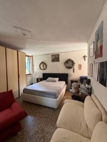 3 bedrooms Apartment in Venice, Italy No. 259268