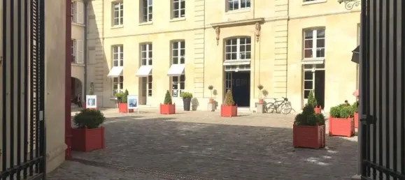  مكتب في Versailles, France 208متر مربع رقم 302358 12