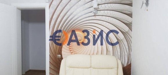 4 bedrooms House in Sliven, Bulgaria No. 1024 7