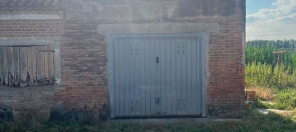 10غرفة منزل في Quistello, Italy رقم 278757 34