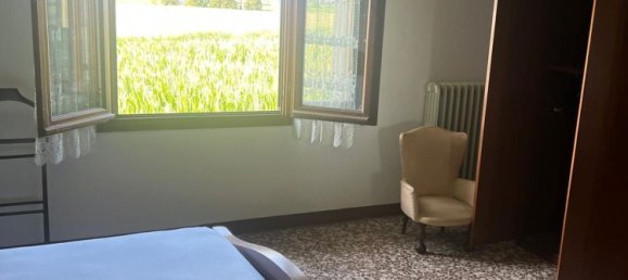 10غرفة منزل في Quistello, Italy رقم 278757 32