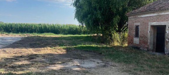 10غرفة منزل في Quistello, Italy رقم 278757 36