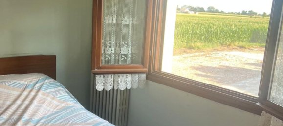 10غرفة منزل في Quistello, Italy رقم 278757 19