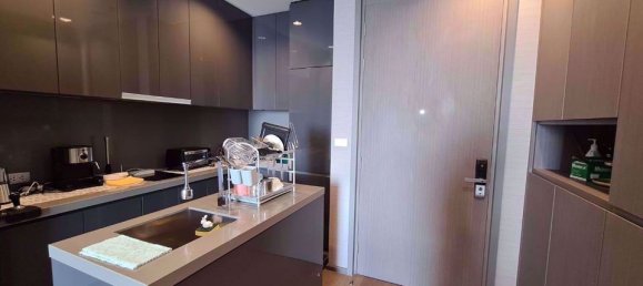 3 bedrooms Condo in Bang Rak, Thailand No. 4716 2