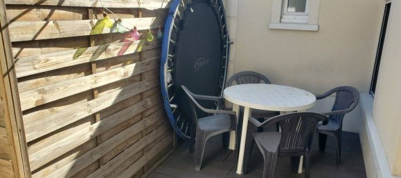 2 bedrooms House in Villeneuve-le-Roi, France No. 331838 3