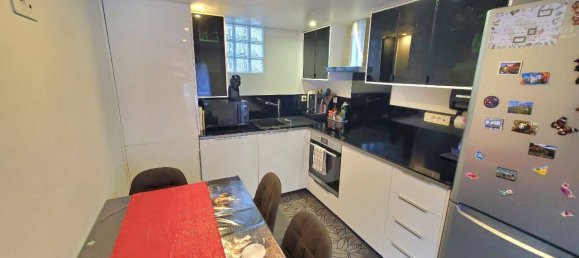 2 bedrooms House in Villeneuve-le-Roi, France No. 331838 7