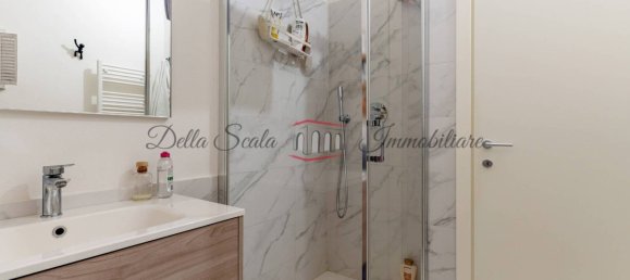 Квартира с 2 спальнями в Милан, Италия № 337025 12