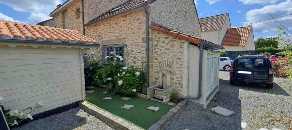 4 bedrooms House in Saint-Herblain, France No. 99129 21