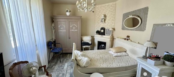 4 bedrooms House in Saint-Herblain, France No. 99129 4