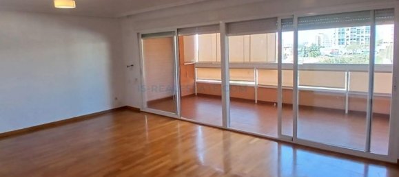 3 Schlafzimmer Wohnung in Alicante, Spain, Nr. 139381 4