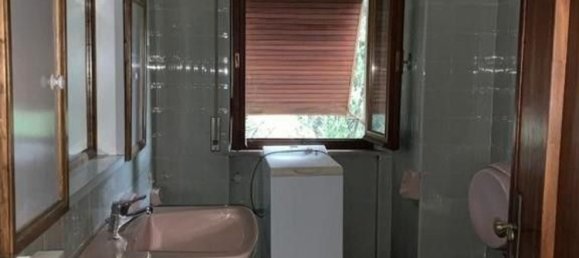 12 rooms House in Villafranca in Lunigiana, Italy No. 205703 7