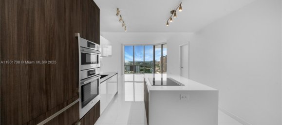 1 dormitorio propiedad comercial en venta en Miami, Miami-Dade, Florida, USA № 615885 29