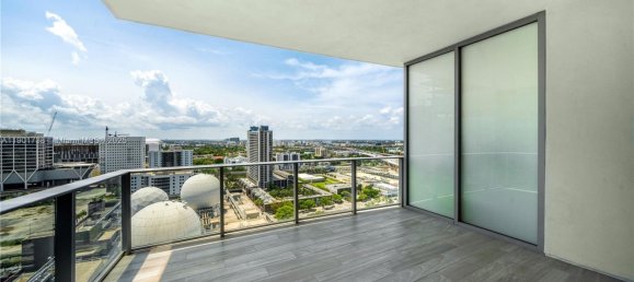 1 dormitorio propiedad comercial en venta en Miami, Miami-Dade, Florida, USA № 615885 3