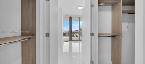 1 dormitorio propiedad comercial en venta en Miami, Miami-Dade, Florida, USA № 615885 17