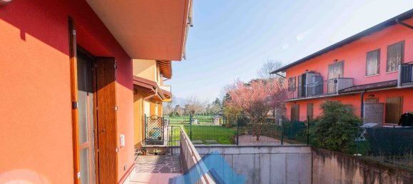 2 rooms Apartment in Carobbio degli Angeli, Italy No. 223461 64