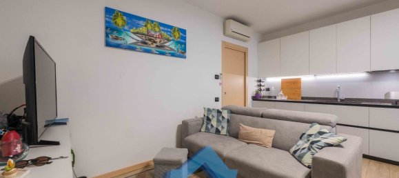 2 rooms Apartment in Carobbio degli Angeli, Italy No. 223461 37