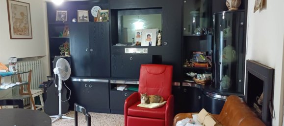 13 rooms Apartment in Macerata, Italy No. 157302 6