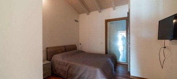 Вилла с 3 спальнями в Удине, Италия № 351478 32