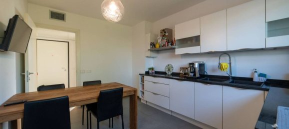 Вилла с 3 спальнями в Удине, Италия № 351478 15