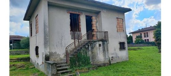 3 bedrooms Villa in Travedona-Monate, Italy No. 279216 5