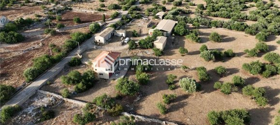 10 rooms House in Modica, Italy No. 259044 4