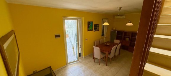 Вилла с 5 комнатами в Каровиньо, Италия № 134335 4