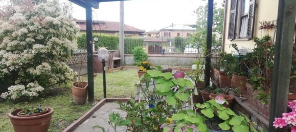 4 bedrooms House in Carrara, Italy No. 45778 26