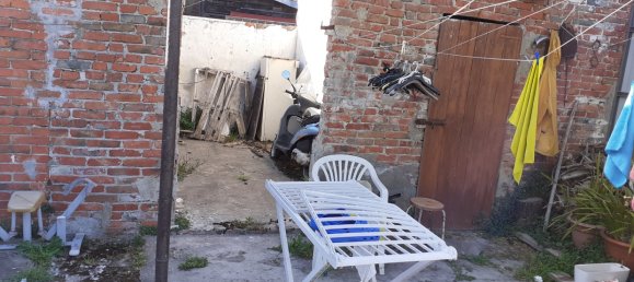 4 bedrooms House in Carrara, Italy No. 45778 22