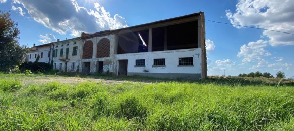 4 rooms House in Frascaro, Italy No. 286624 16