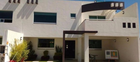 Дом с 4 спальнями в Пачука де Сото, Мексика № 165654 2