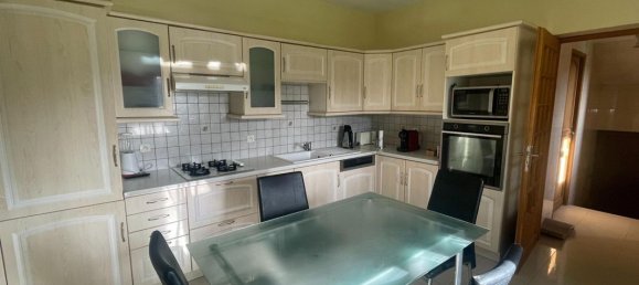 3 Schlafzimmer Haus in Pouxeux, France, Nr. 74070 4