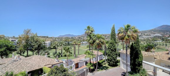 5 bedrooms Villa in Marbella, Spain No. 87394 17