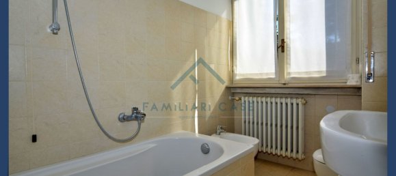 8 chambres Villa à Buguggiate, Italy No. 361238 29