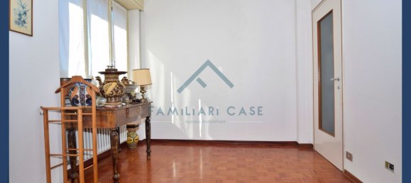 8 chambres Villa à Buguggiate, Italy No. 361238 28