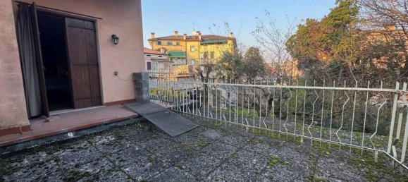 4-salle Villa à Vicenza, Italy No. 33709 13