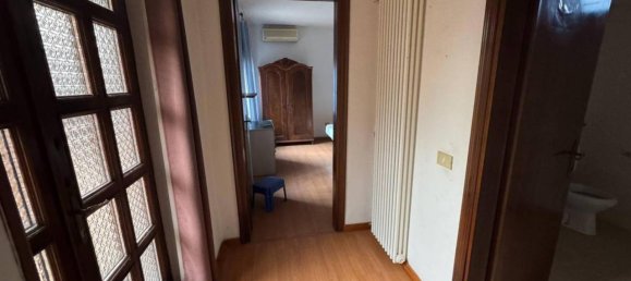 4-salle Villa à Vicenza, Italy No. 33709 38