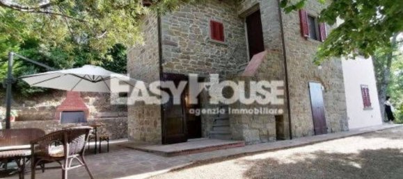 3 bedrooms House in Loro Ciuffenna, Italy No. 90970 3