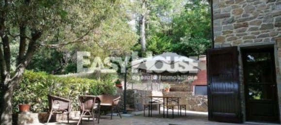 3 bedrooms House in Loro Ciuffenna, Italy No. 90970 10