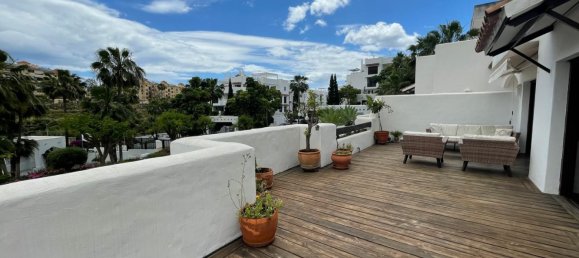 Apartamento de 2 dormitorios en Estepona, Spain No. 137932 15