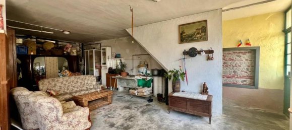 9 rooms House in Giaveno, Italy No. 38108 40