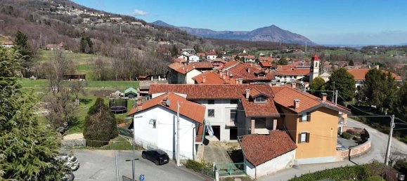 9 rooms House in Giaveno, Italy No. 38108 5